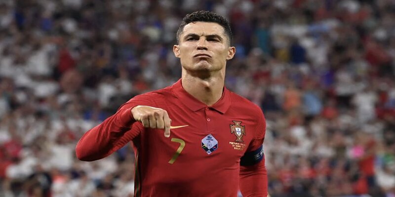 Giải đáp Ronaldo ở nước nào?
